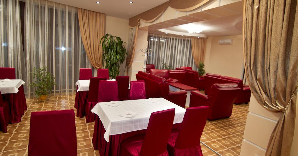 Imperial Hotel تشيسيناو المظهر الخارجي الصورة